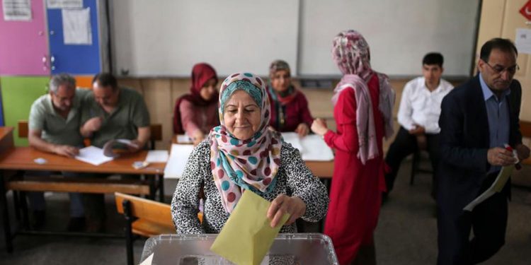 Kürt illeri seçim araştırması: Bir ilde AKP, 3 ilde HDP birinci parti oldu