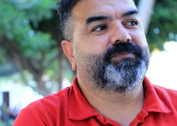 Kürtçe şarkı söyleyen Kadir Çat gözaltına alındı