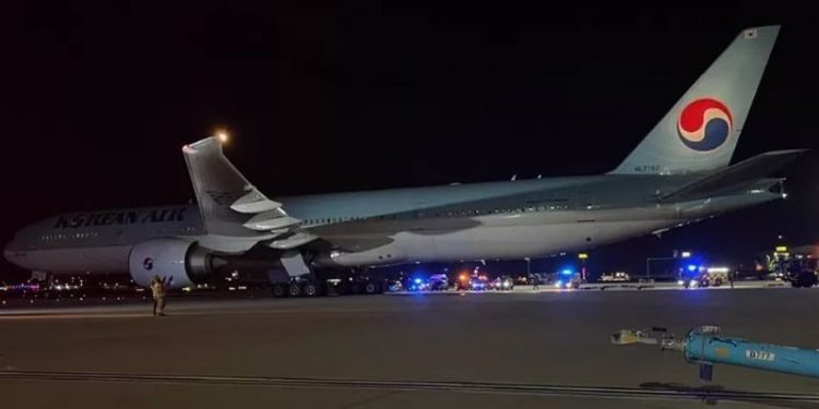 Londra'da iki yolcu uçağı çarpıştı