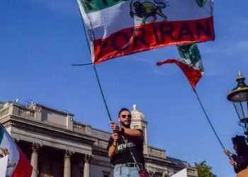 L﻿ondra'da Mahsa Amini protestolarında 12 kişi gözaltına alındı