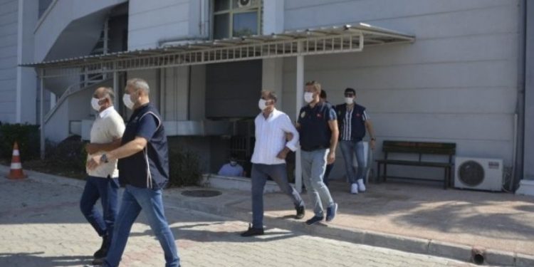 MHP'li vekilin hedef gösterdiği 3 belediye çalışanı tutuklandı