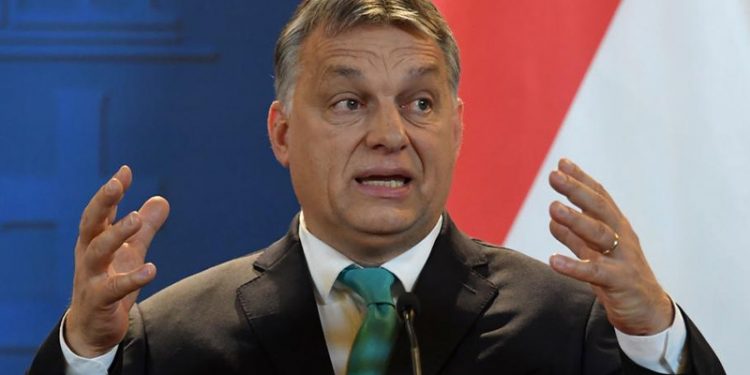 Macaristan Başbakanı Orban: Avrupa, yaptırımlarla kendi ayağına kurşun sıktı