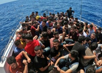 Marmaris&rsquo;te g&ouml;&ccedil;men faciası: 73 d&uuml;zensiz g&ouml;&ccedil;men kurtarıldı, 6&rsquo;sı hayatını kaybetti