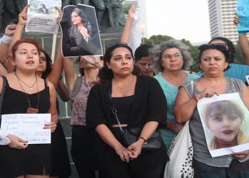 Mehsa Emini’nin öldürülmesi İzmir’de protesto edildi
