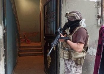 Mersin Belediyesi’nin 10 personeline ‘sosyal medya’ gözaltısı