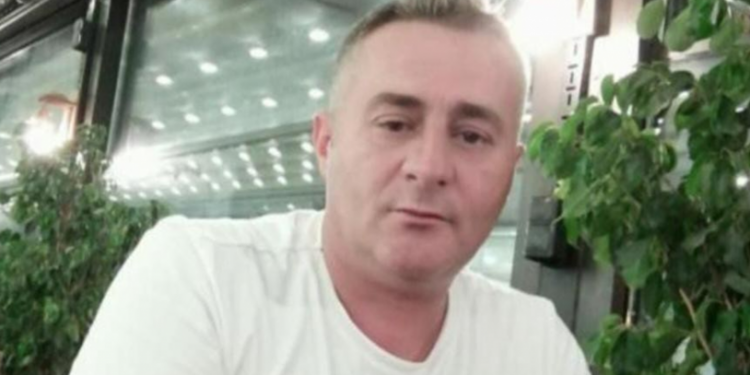 Mersin'deki saldırıda polis memuru Sedat Gezer şehit oldu