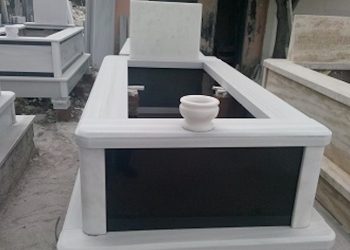 Mezar taşı fiyatları bir yılda iki katına çıktı: Ölmeden hazırlatıyorlar, tarih kısmı boş