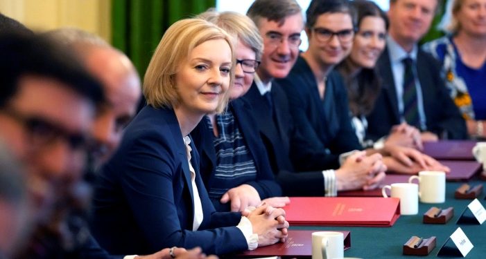 Muhafazakar başbakandan renkli kabine: Göçmen kökenli 5 isim bakanlık koltuğunda