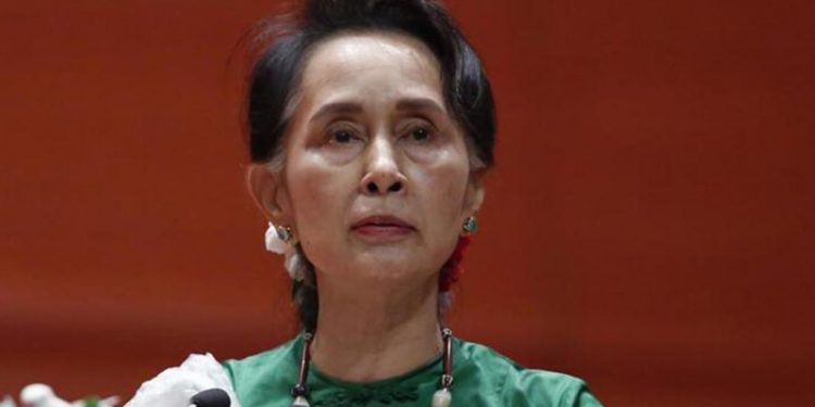 Myanmar'da, devrik lider Suu Kyi'ye 'seçimde hile' suçundan 3 yıl hapis cezası