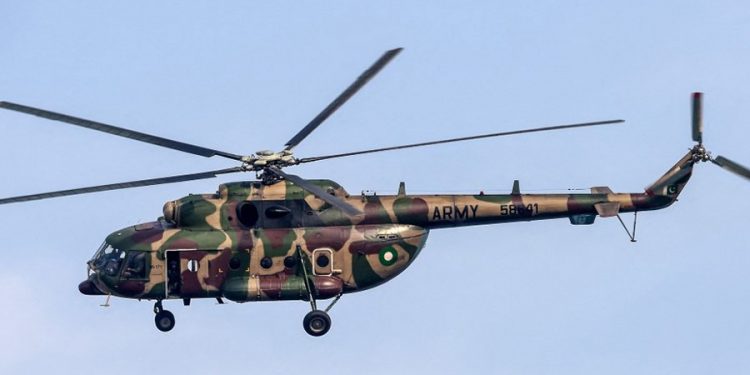 Pakistan’da askeri helikopter düştü: 6 ölü