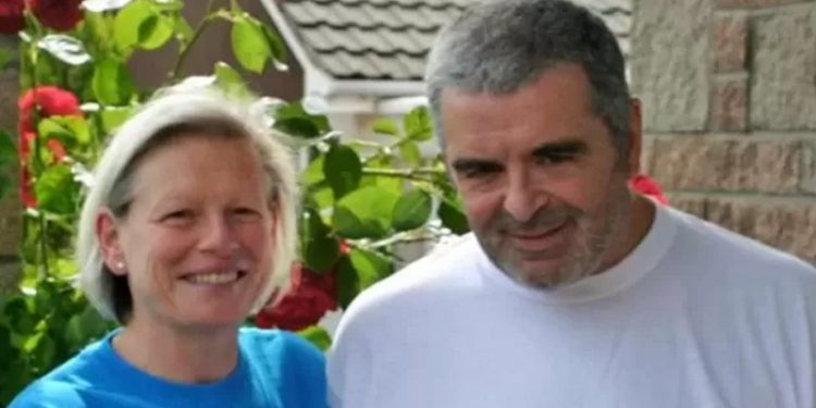 Parkinson testi: Eşinde hastalığın kokusunu aldı, bilime ilham verdi