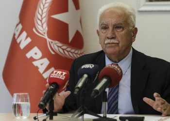 Perinçek'in hedefinde yine Nebati var: 'Türk milleti size izin vermeyecek!'