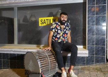 Pompalıyla vurulan davulcunun ekiplerden isteği şaşırttı: 'Ağabey davulumu da alın'