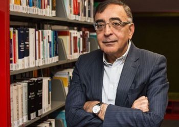 Prof. Dr. Hayri Kozanoğlu: Dost ülkelerden takviye istenecek, ekonomik ve politik tavizler sürecek