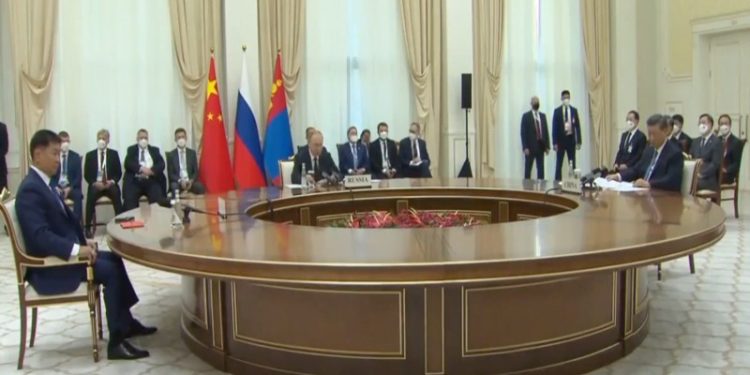 Putin, Çin lideriyle görüştü: Ukrayna konusundaki 'dengeli tutumu' nedeniyle teşekkür etti