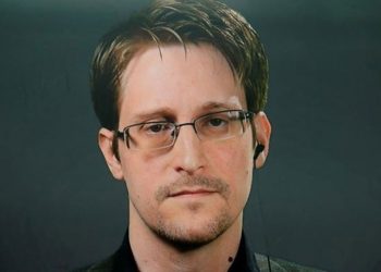 Putin, Snowden’a vatandaşlık verdi