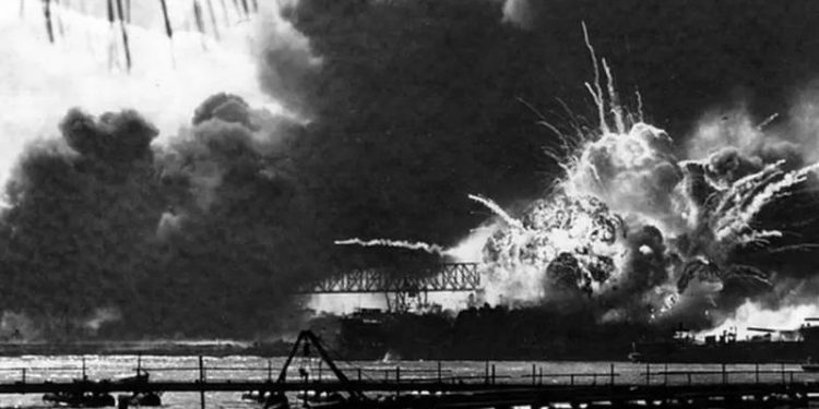 P﻿earl Harbor'da ölen Amerikalı denizci 80 yıl sonra toprağa verildi