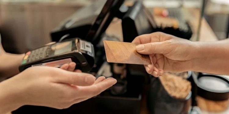 Restoranlar, nakit ödeyen müşteriye yüzde 7 indirime hazırlanıyor