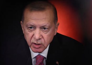 Reuters: Erdoğan Rus ödeme sistemi Mir ve olası yaptırımları konuşmak için ekonomi yönetimini topluyor