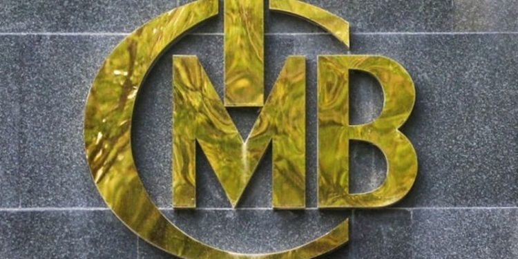 Reuters, Türkiye’de faiz anketine katılacak ekonomist bulmakta zorlanıyor