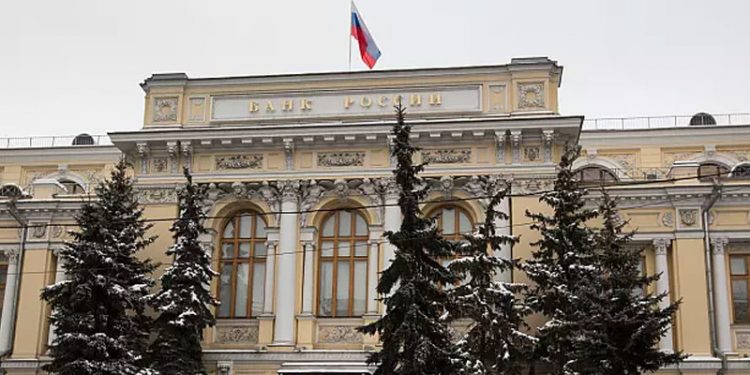 Rus bankaları yılın ilk yarısında 25 milyar dolar kaybetti