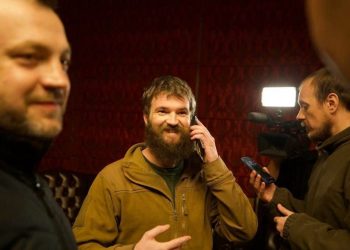 Rusların esir aldığı Ukraynalı komutanların takası Türkiye’de gerçekleştirildi