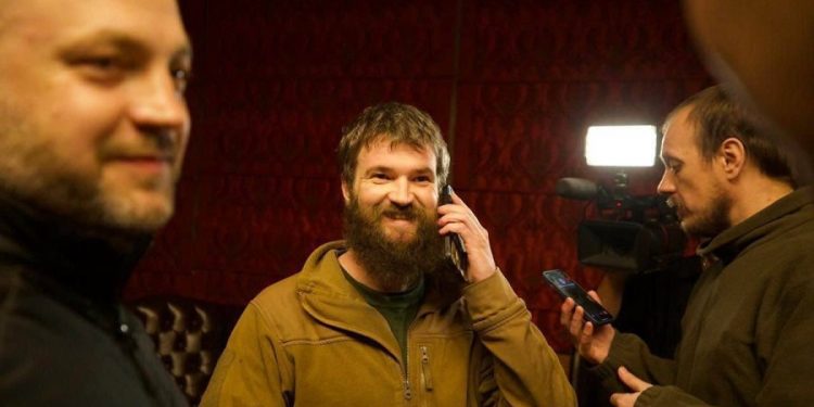 Rusların esir aldığı Ukraynalı komutanların takası Türkiye’de gerçekleştirildi