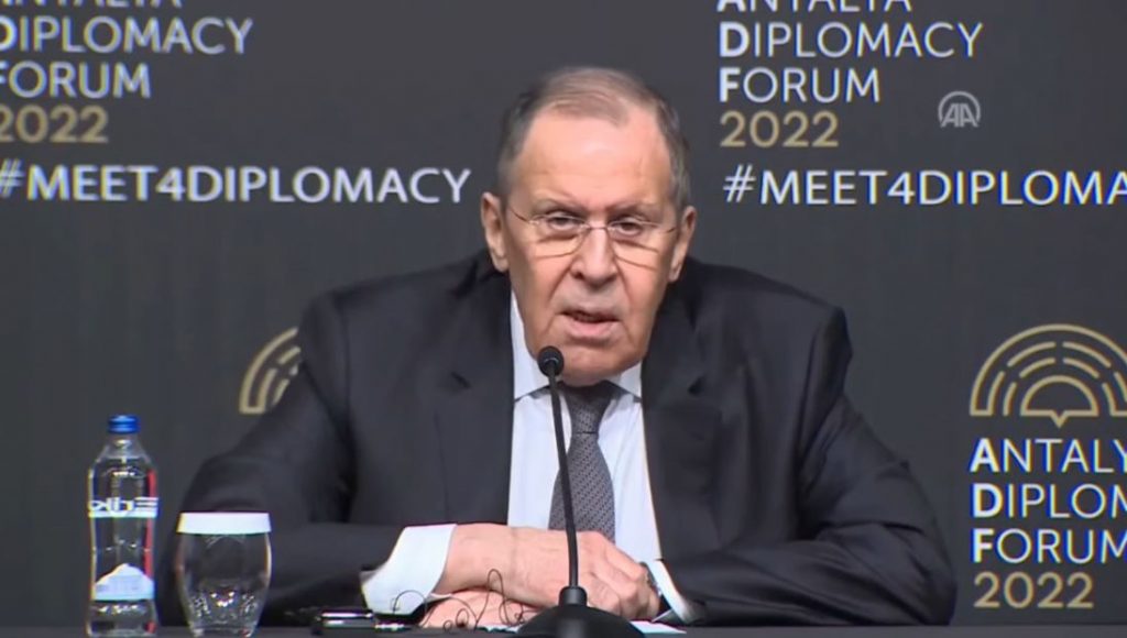 Rusya Dışişleri Bakanı Lavrov: Nükleer silah kullanımına yönelik Rusya'nın doktrini var