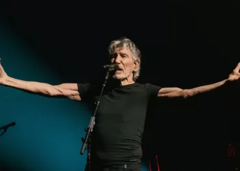 Rusya-Ukrayna savaşındaki duruşu tartışılmıştı; Roger Waters'ın Polonya'da vereceği konser iptal edildi
