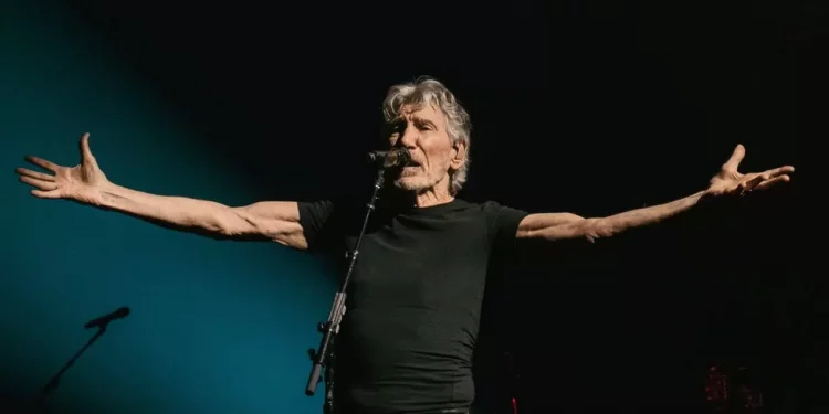 Rusya-Ukrayna savaşındaki duruşu tartışılmıştı; Roger Waters'ın Polonya'da vereceği konser iptal edildi