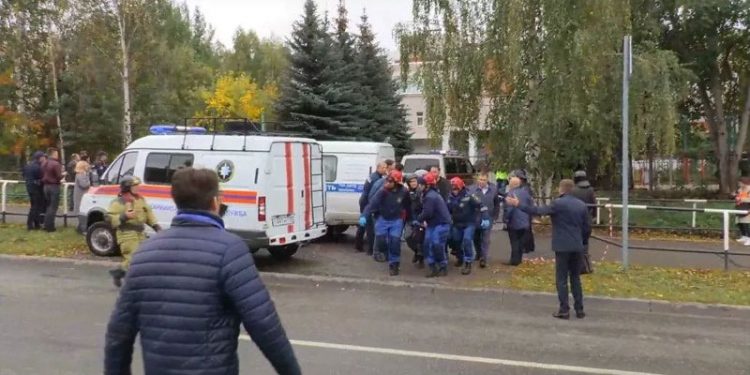 Rusya'da bir okulda silahlı saldırı: 13 ölü