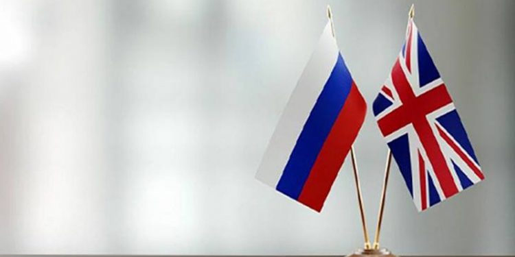 Rusya'dan 30 İngiliz vatandaşına ülkeye giriş yasağı