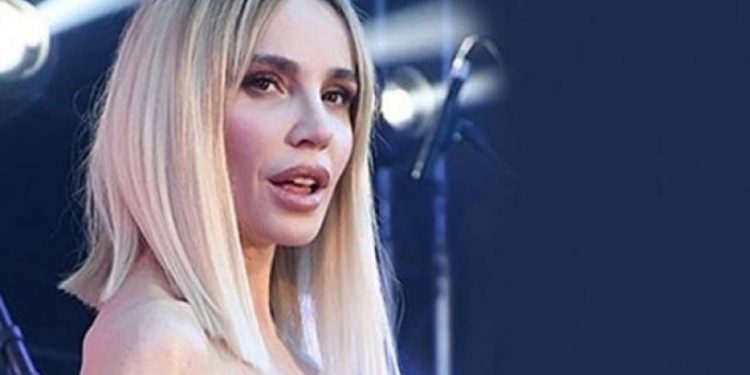 Sahnelere döneceği açıklanmıştı: Gülşen'den konser kararı