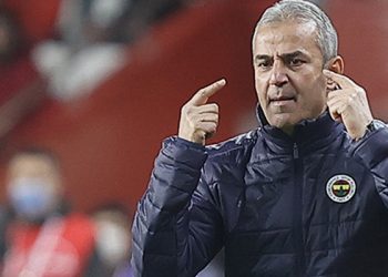 Samsunspor Başkanı Yıldırım: İsmail Kartal 2 milyon euro istedi, "Hocam sen uçmuşsun" dedim