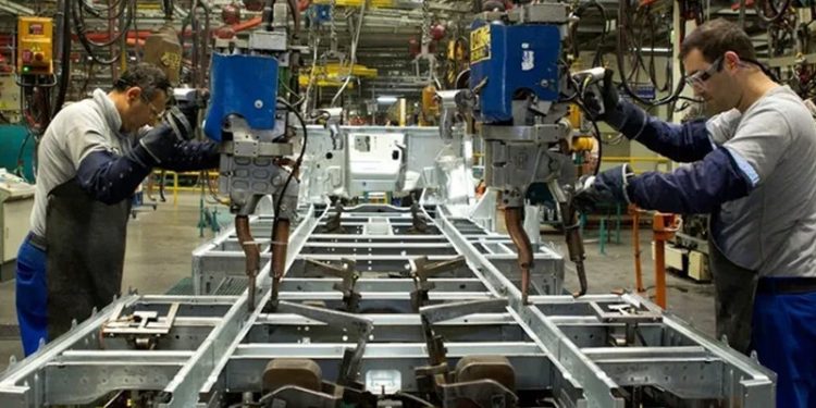 Sanayi sektörü yüksek teknolojide gaz kesti