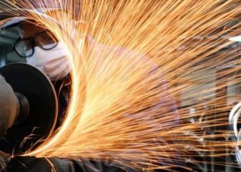 Sanayici, zamlar nedeniyle müşteriye fiyat veremiyor: Şalterler inebilir