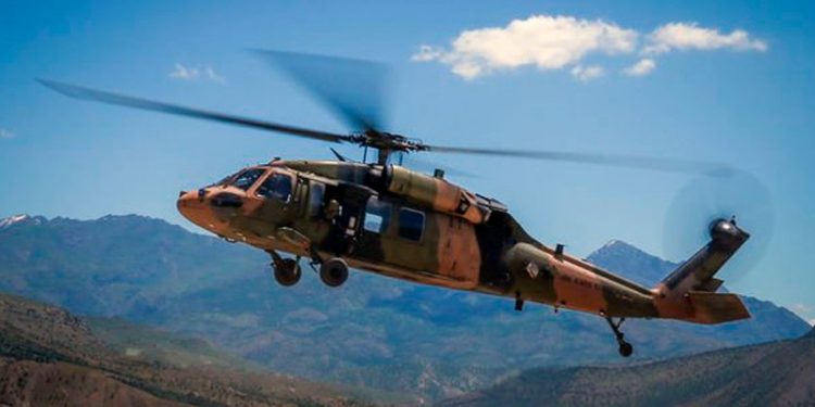 Savunma Bakanlığı: Skorsky tipi helikopter kırıma uğradı, bir personel aranıyor