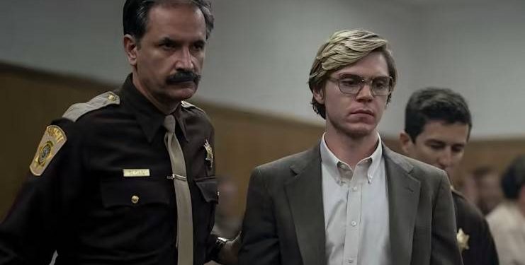 Seri katil Jeffrey Dahmer'in kurbanının ailesi Netflix dizisine tepkili