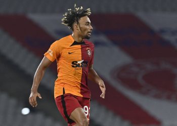 Sezon başında takımdan gönderiliyordu; Sacha Boey performansıyla Süper Lig'e damga vurdu