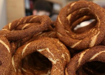 Simit satışında yeni dönem: Sokak simidi, pastane simidi, dolgulu simit ve hamuru haşlanmış simit