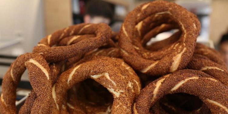 Simit satışında yeni dönem: Sokak simidi, pastane simidi, dolgulu simit ve hamuru haşlanmış simit
