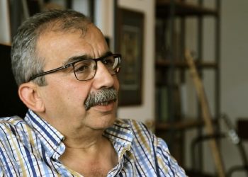 Sırrı Süreyya Önder: ‘Türkiye’de siyaseten mahkûm olmakla bakan olmak arasındaki mesafe kısadır’