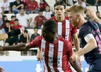 Sivasspor'a, Malmö maçındaki olaylar nedeniyle para cezası verildi