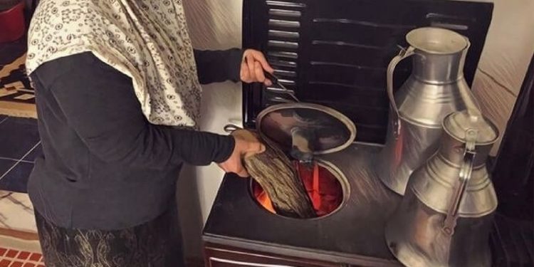Soba yakmak, kombiyi açmak lüks oldu: Kömür ve odunun fiyatları da arttı