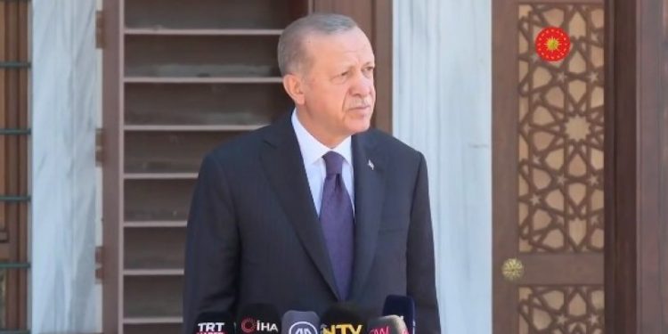 Son dakika... Erdoğan'dan '2. Elizabeth' açıklaması: Programım el verirse katılacağım