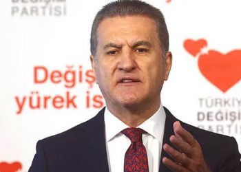 TDP İzmir İl Başkanı ile 12 ilçe başkanı istifa etti