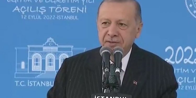 Tayyip Erdoğan: Bugün gençlerine değer veren bir Cumhurbaşkanına sahipsiniz