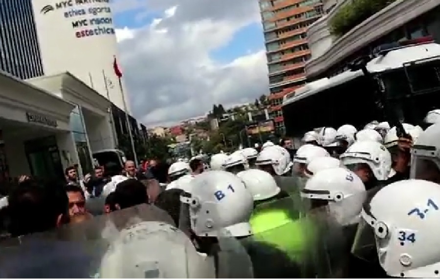 Tazminatlarını isteyen inşaat işçilerine polis müdahalesi: En az 15 gözaltı