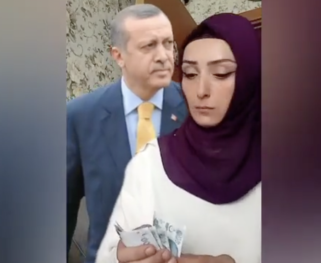 TikTok’ta Erdoğan akımı: Para sayarken arkalarında beliriyor