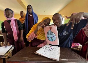 Time to Help, Ugandalı yetimlerin eserlerini NFT ile kuyulara dönüştürdü